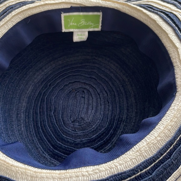 Ver Bradley floppy beach hat - Picture 2 of 2